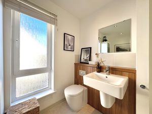 Photo 17- click for photo gallery